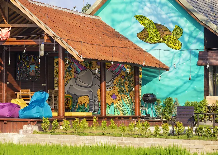 Big Brother Surf Гостевой дом 3*